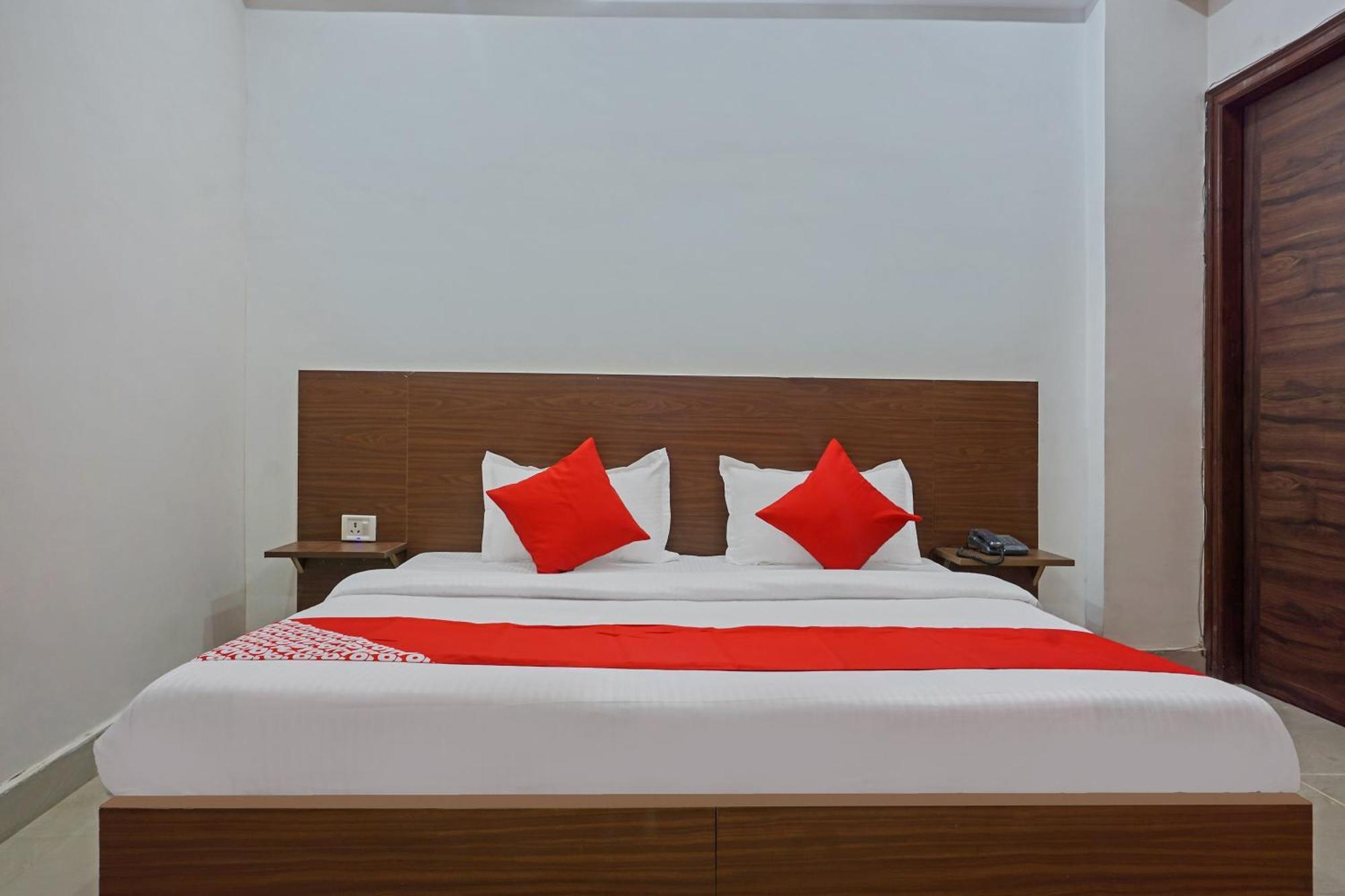 Hotel O Quadis نويدا المظهر الخارجي الصورة